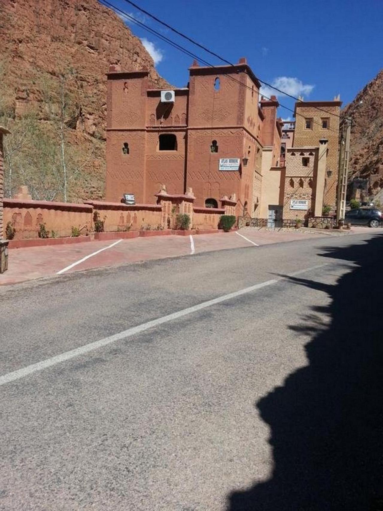 Riad Atlas Berbere Boumalne エクステリア 写真